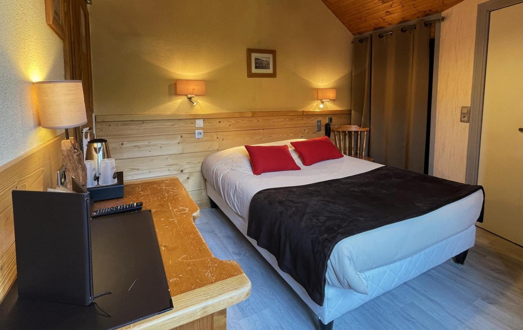 Logis Hotel & Spa Beau-Site Saint-Jean-de-Sixt Esterno foto