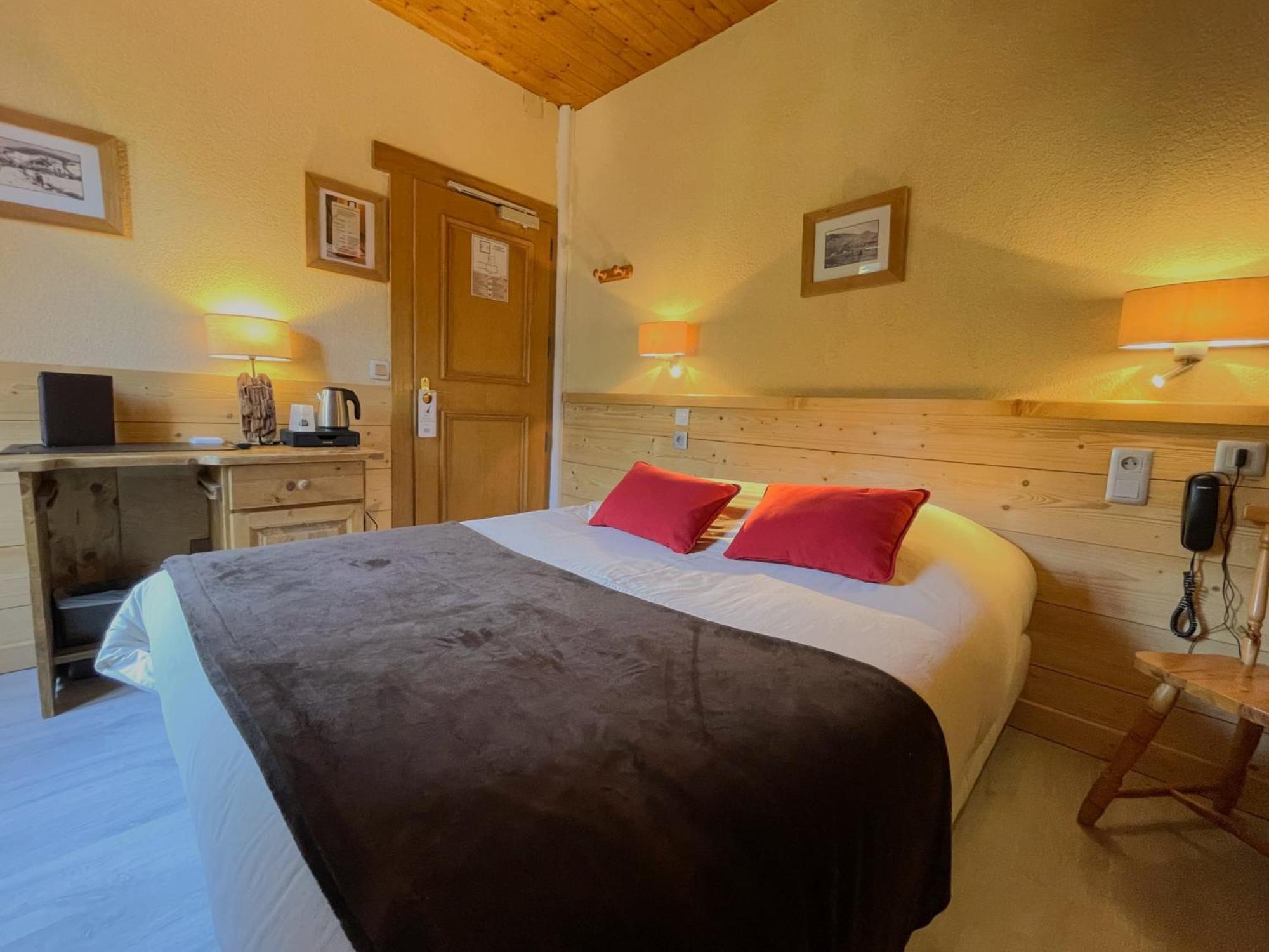 Logis Hotel & Spa Beau-Site Saint-Jean-de-Sixt Esterno foto